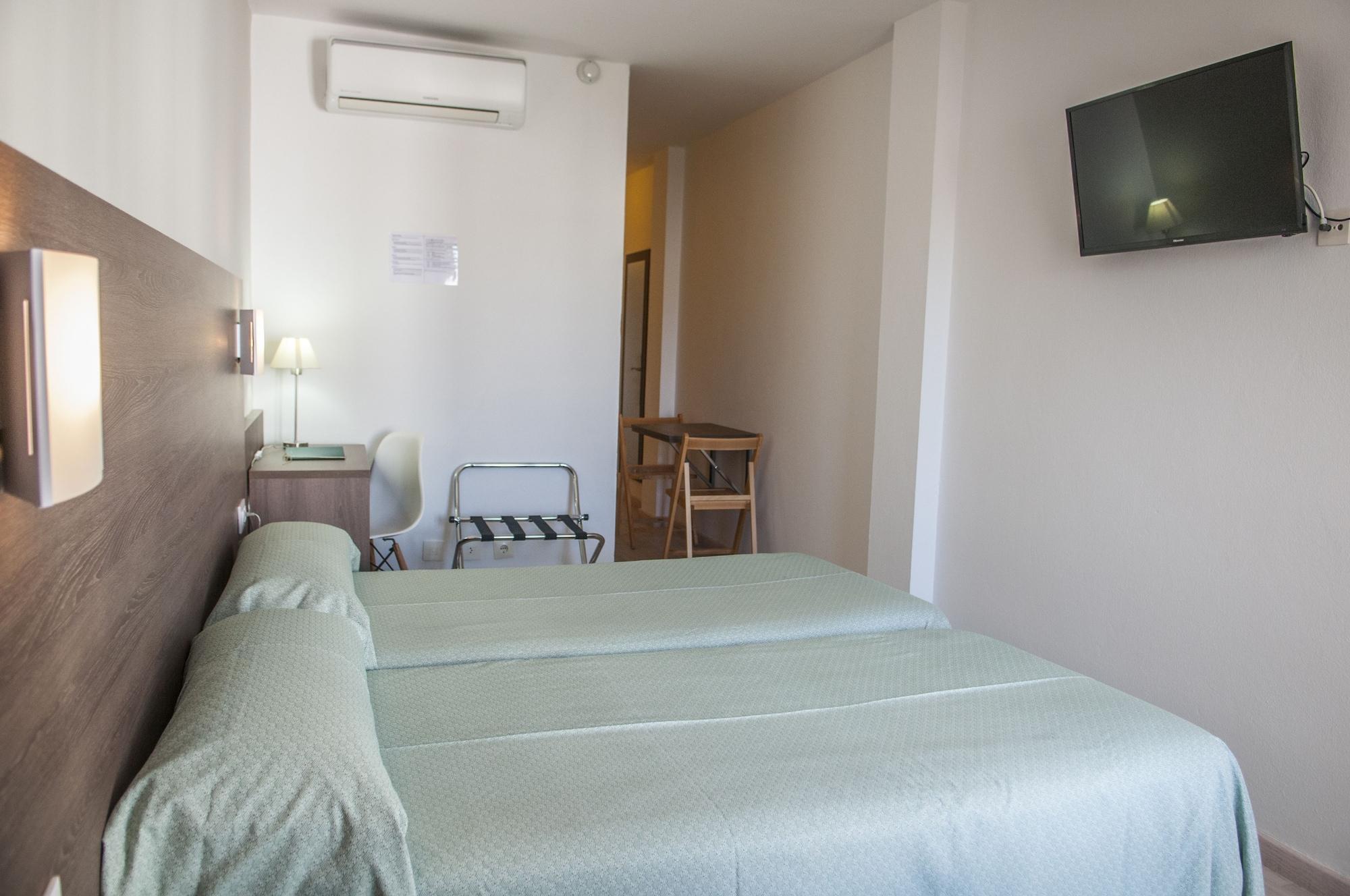 Hotel Loar Ferreries Buitenkant foto