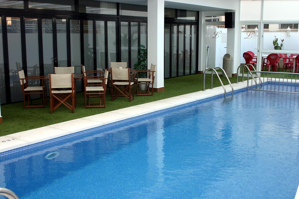 Hotel Loar Ferreries Buitenkant foto
