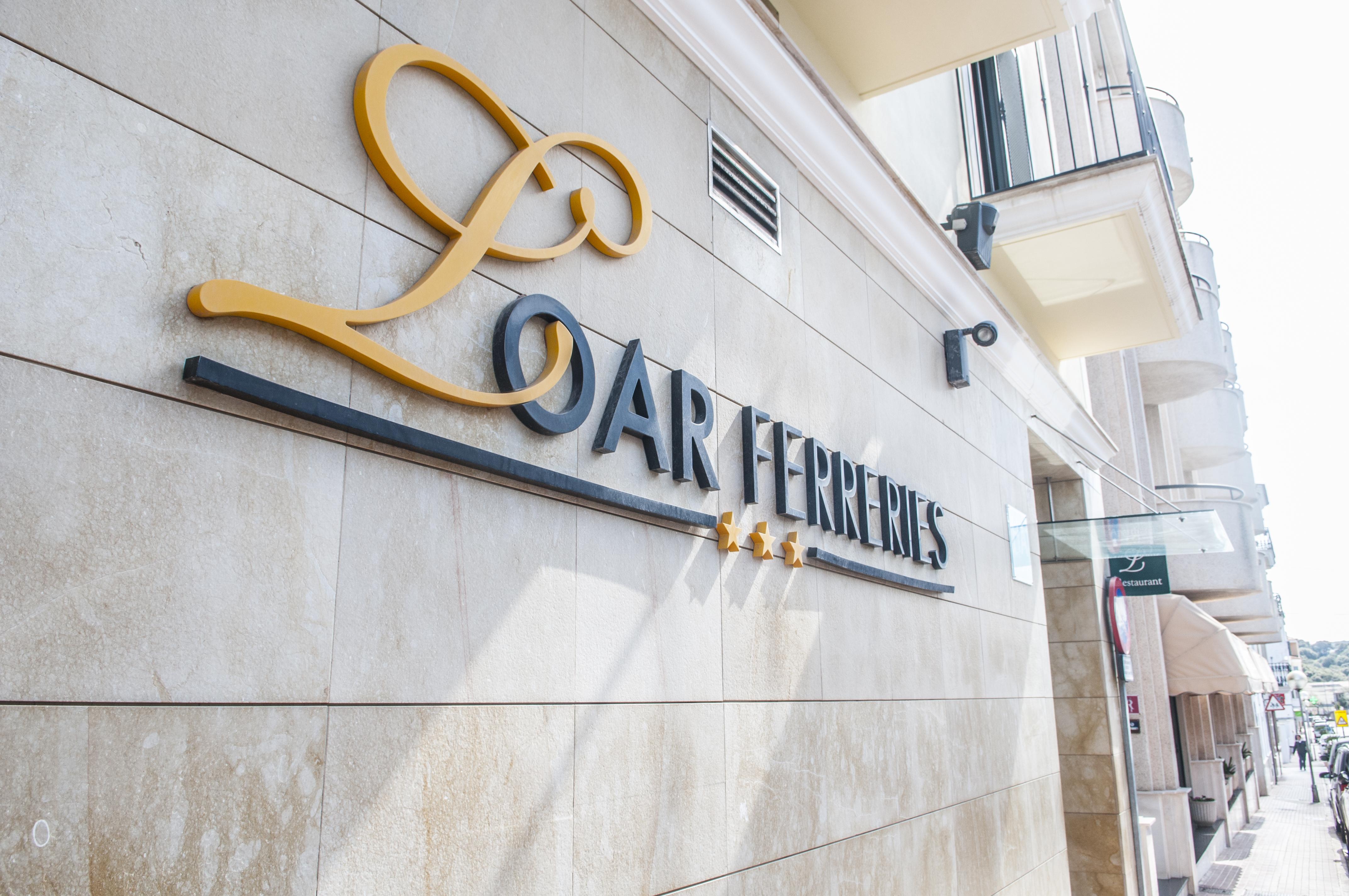 Hotel Loar Ferreries Buitenkant foto