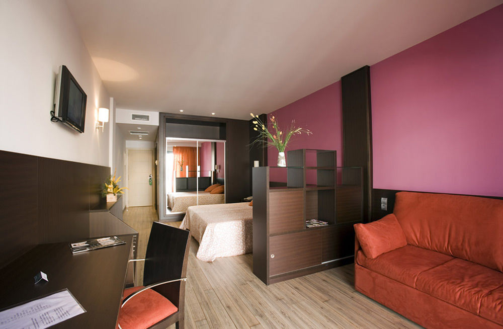 Hotel Loar Ferreries Buitenkant foto